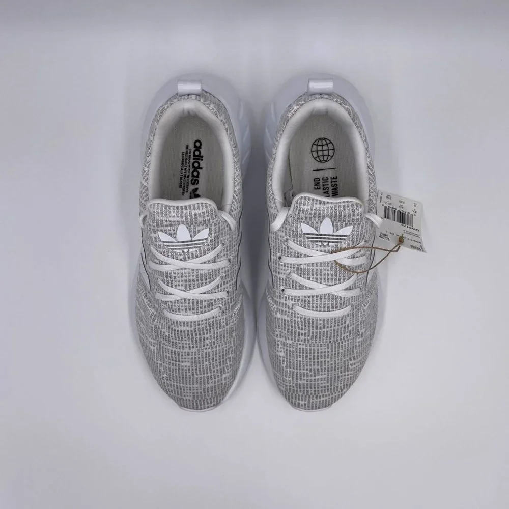 Adidas Swift Run 22 Grey / White Womens Shoes